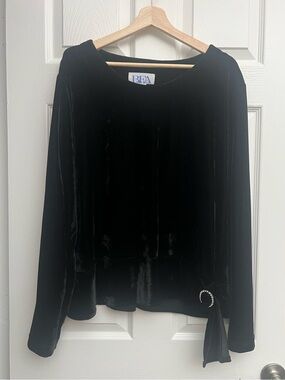 BFA Classics Black Velvet Long-Sleeve Top with Side Bow Detail